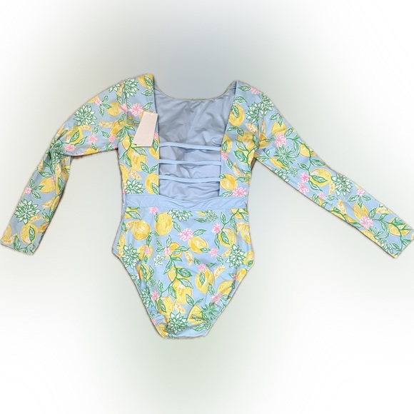 Lilly Pulitzer, NWT,  Long Sleeve Jesper rash, guard swimsuit, 🩱 size 10 - Picture 2 of 4